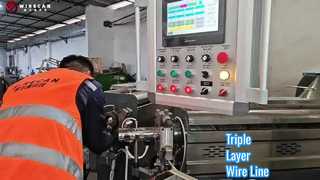 Ampliando la capacidad de fabricación con una P completa basada en línea de coextrusión de tres capas de 80+60+50 mm