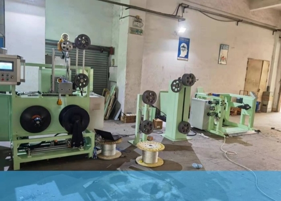 Máquina de bobina de cable de red bobina eficiente en forma de 8 con anillos anti-enrollamiento