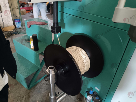 Máquina de bobina de cable de red bobina eficiente en forma de 8 con anillos anti-enrollamiento