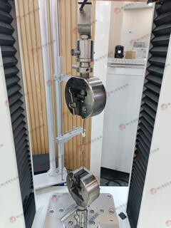 Máquina de ensayo de tracción 5T de alta precisión para el análisis de la resistencia del material
