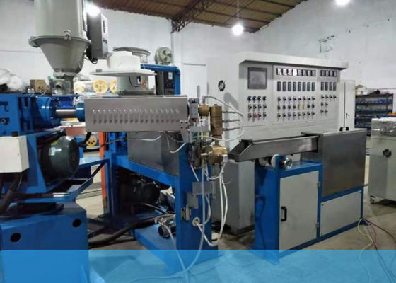 Máquina eléctrica de una sola capa de la fabricación de cables 80kg/H, extrusor del cable 20HP