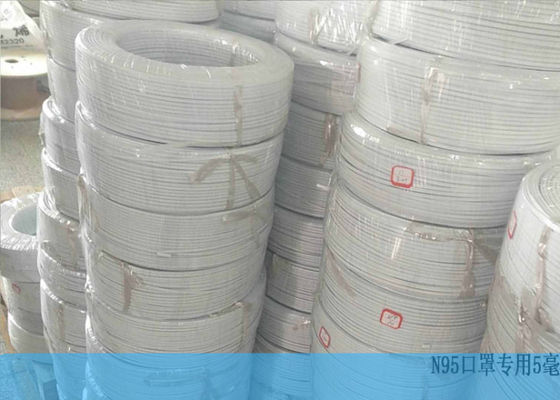 Cadena de producción doble de la protuberancia de cable de alambre de la nariz de la base de la sola base de la mascarilla