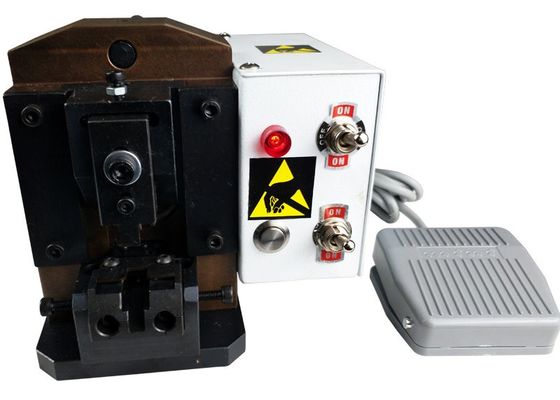 Máquina que prensa del terminal de alambre del SGS, máquina que prensa del conector de AC220V